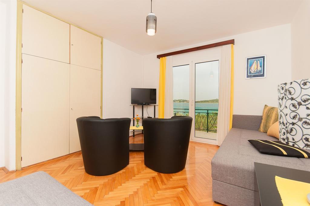 Apartments Milka Vodice Exterior foto