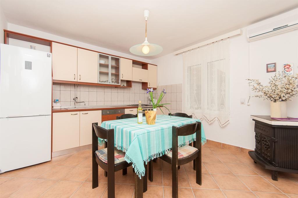 Apartments Milka Vodice Exterior foto